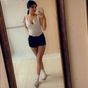 Meet your Posher, Reyna